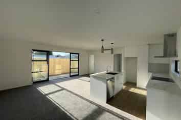 7/629 Worcester Street, Linwood