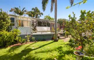 2 Tatahi Street,, Te Puru