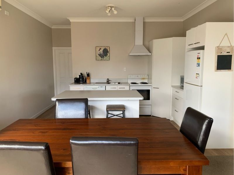 METHVEN- THREE BEDROOM, TWO BATHROOMS, LOGFIRE 2
