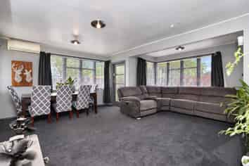 21 Clark Street, Allenton