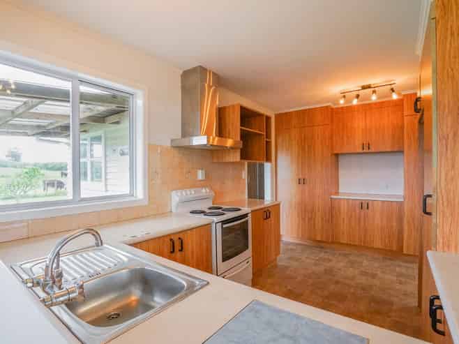 Auckland - Address withheld