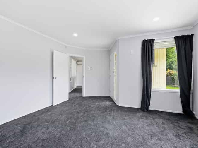 5 Nairn Road, Mangakakahi