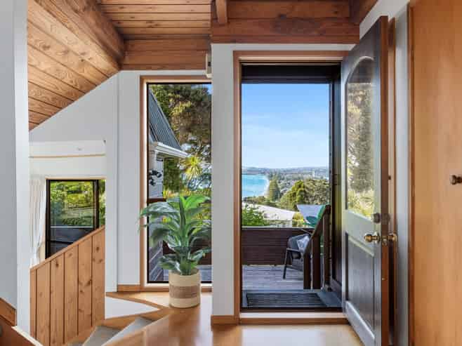 5 Lancelot Road, Orewa