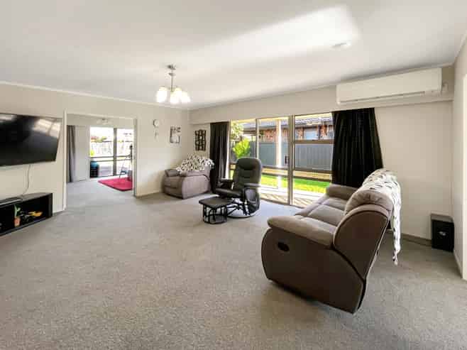 6 Caulfield Place, Awapuni