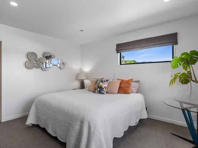 Qualmark 4 Star Gold motel in Tāhunanui – 18 units