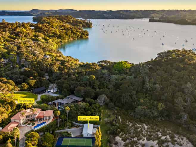 4 Charles Street, Mahurangi East