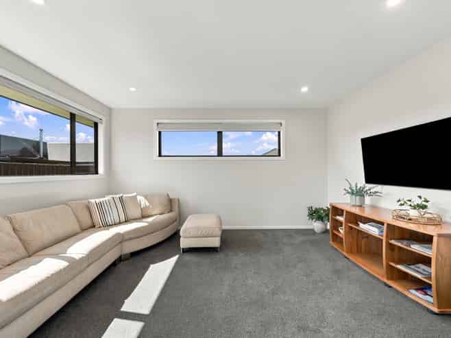 49 North West Arch, Twizel