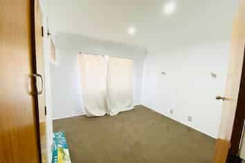 215 St George Street, Papatoetoe
