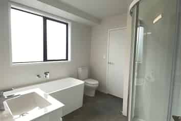 84B Mould Street, Waitara