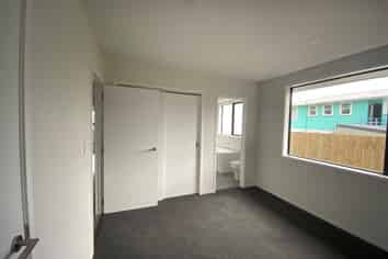 84B Mould Street, Waitara