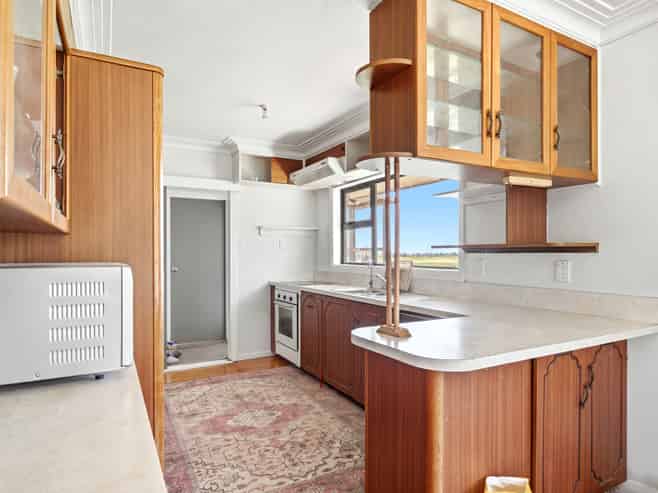 424 Glenbrook Beach Road, Glenbrook