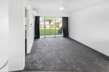9/10 Hutton Street, Otahuhu