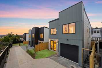 Lot3, 44 Bradbury Road, Botany Downs