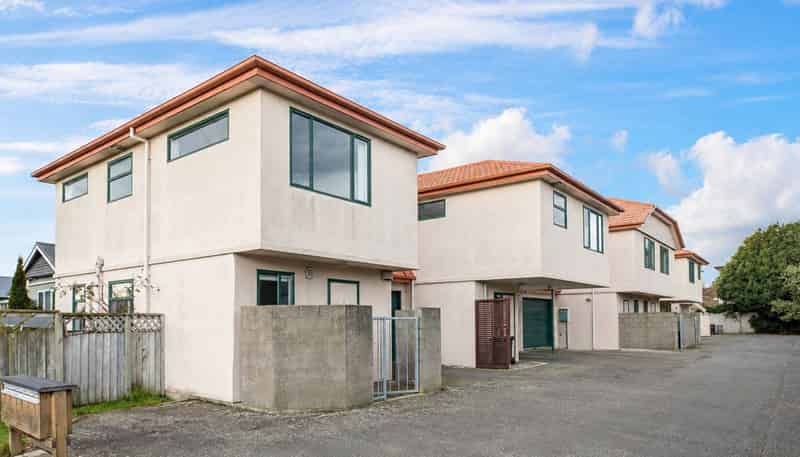 4/68 Thackeray Place, WALTHAM