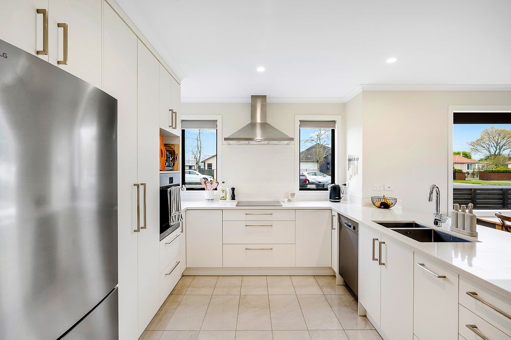 4 Bedroom on Robinson 3
