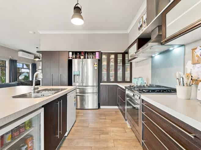 250 London Street, Tawhero