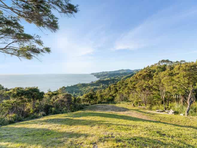 98 Tapu Rise Heights, Tapu