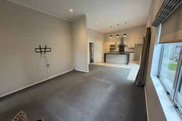  Galea Grove , Kelvin Grove