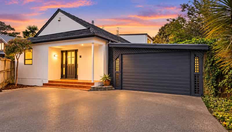 1/15 Fairfax Avenue, Northcote