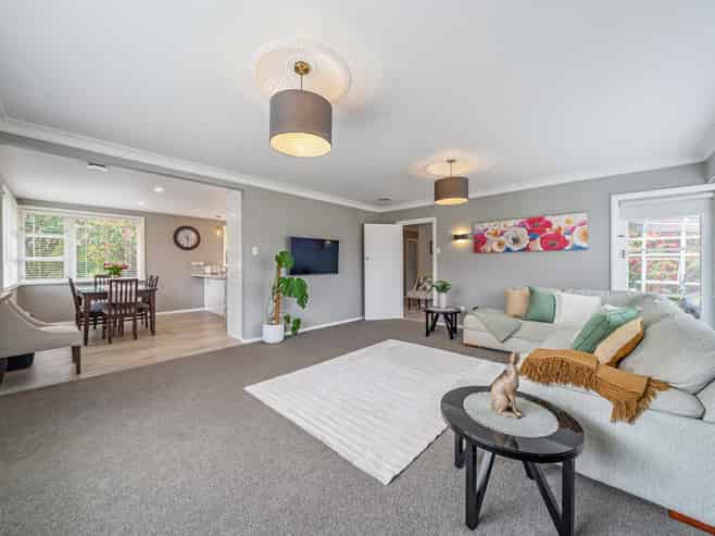 41 James Grove, Stokes Valley