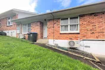 2/10A Ruawai Road, Mount Wellington