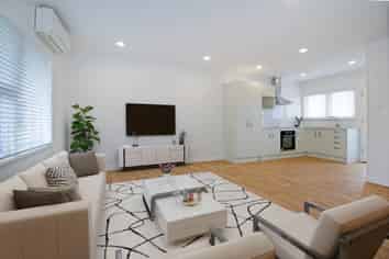 2/10A Ruawai Road, Mount Wellington