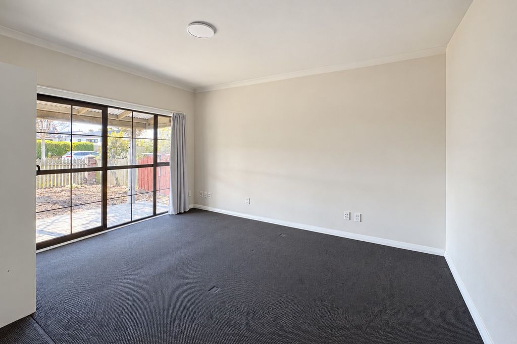 1/150 North Avon Road - 4 Bedroom + Office 3