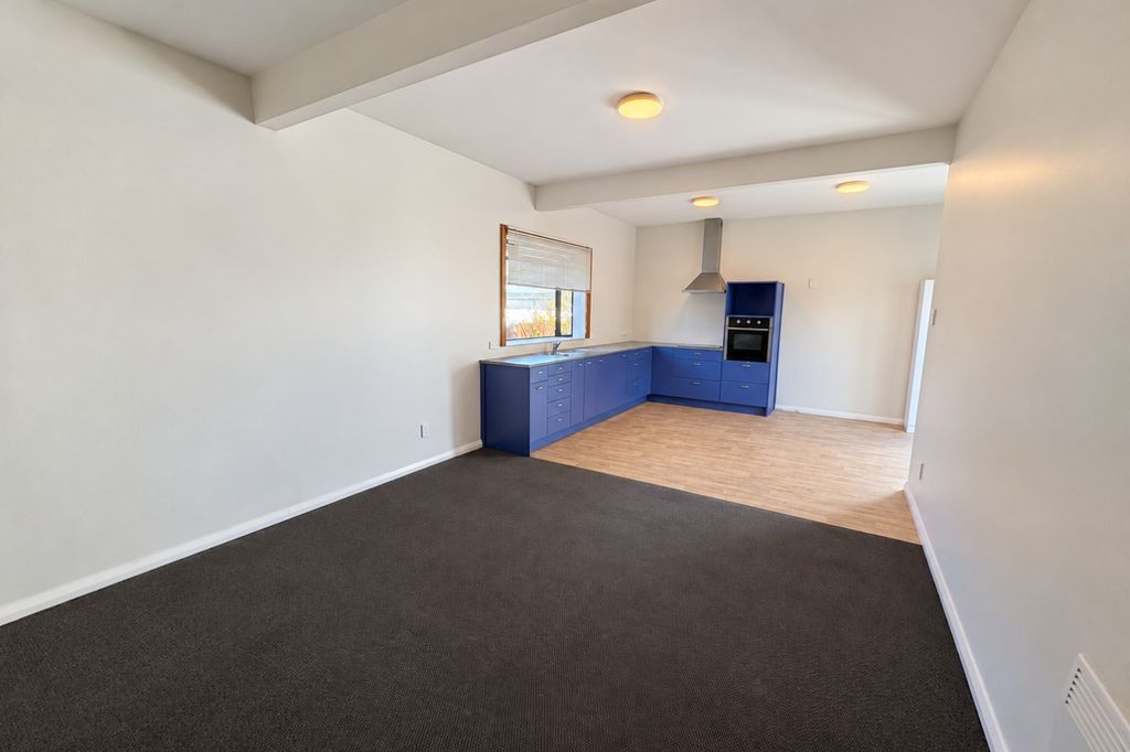 1/150 North Avon Road - 4 Bedroom + Office 2