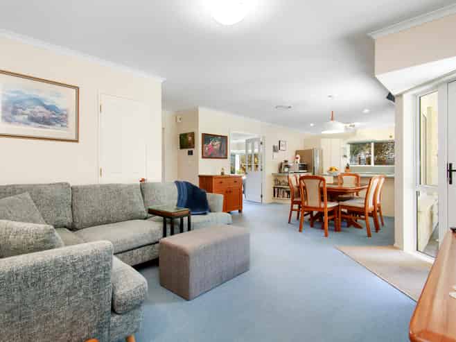 131 Woodman Drive, Tawa