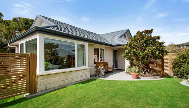 131 Woodman Drive, Tawa