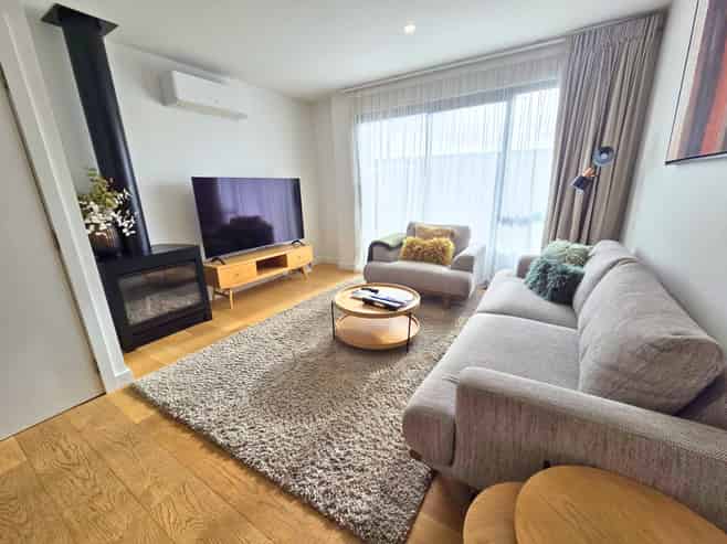 5C Kidds Way, Albert Town