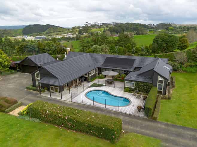 382 RAZORBACK ROAD, Pokeno