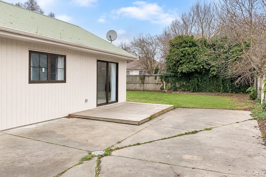 Very Tidy 3 Bedroom Unit 1