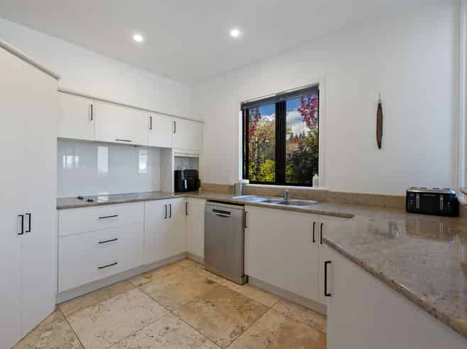56A Belfast Terrace, Queenstown Hill
