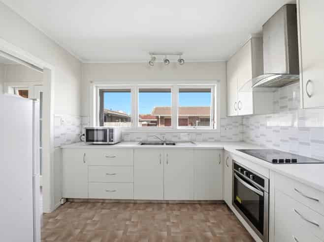 2/116 St. George Street, Papatoetoe