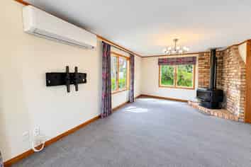 659 Whitford Road, Whitford