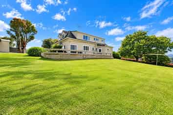 659 Whitford Road, Whitford