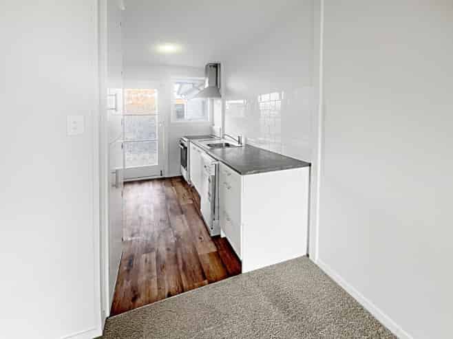 6/93 Springfield Road , Saint Albans