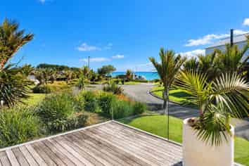 17c Shearer Drive, Oakura