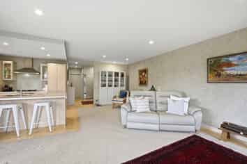 B/8 Veneto Avenue, Albany Heights