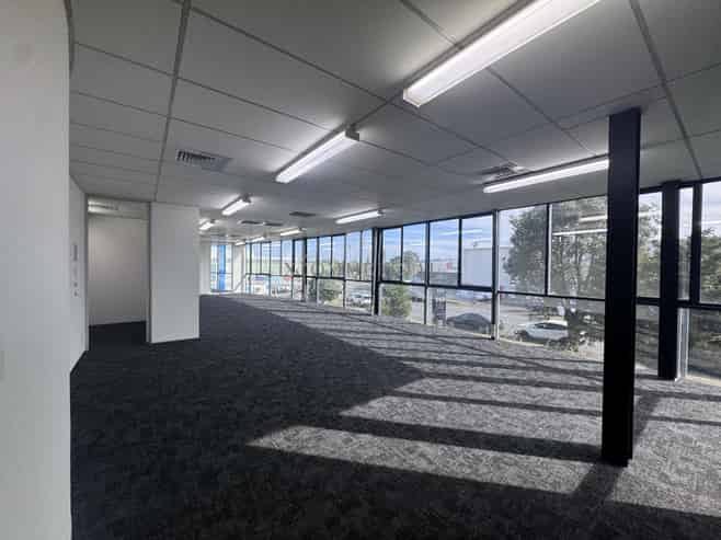 1,480sqm High-Exposure Industrial with Yard