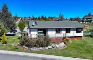 13 Hamilton Drive, Lake Tekapo