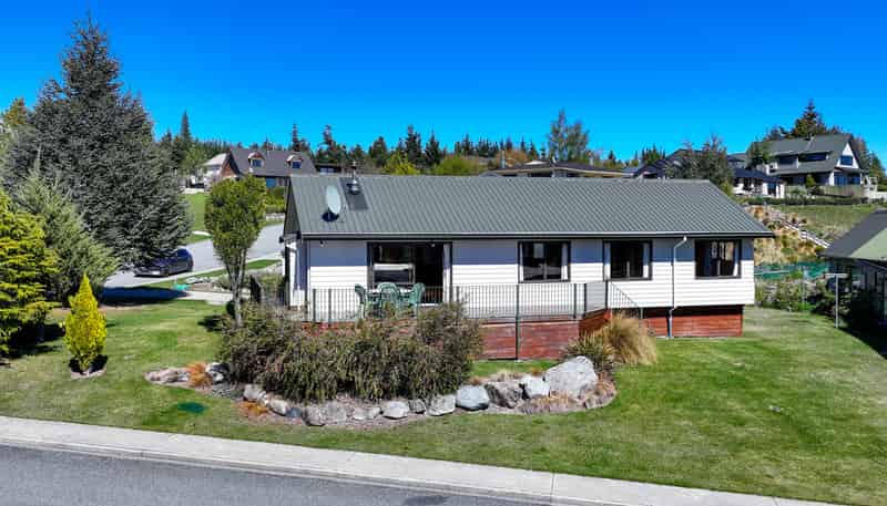 13 Hamilton Drive, Lake Tekapo