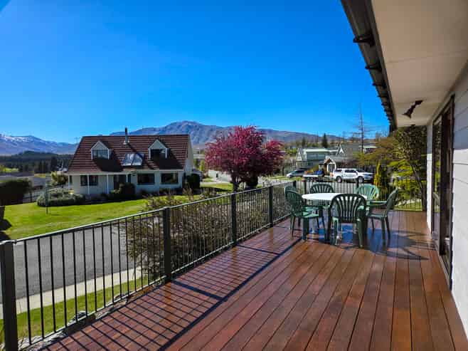 13 Hamilton Drive, Lake Tekapo