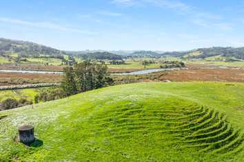 90 Camp Road, Coroglen, Tairua