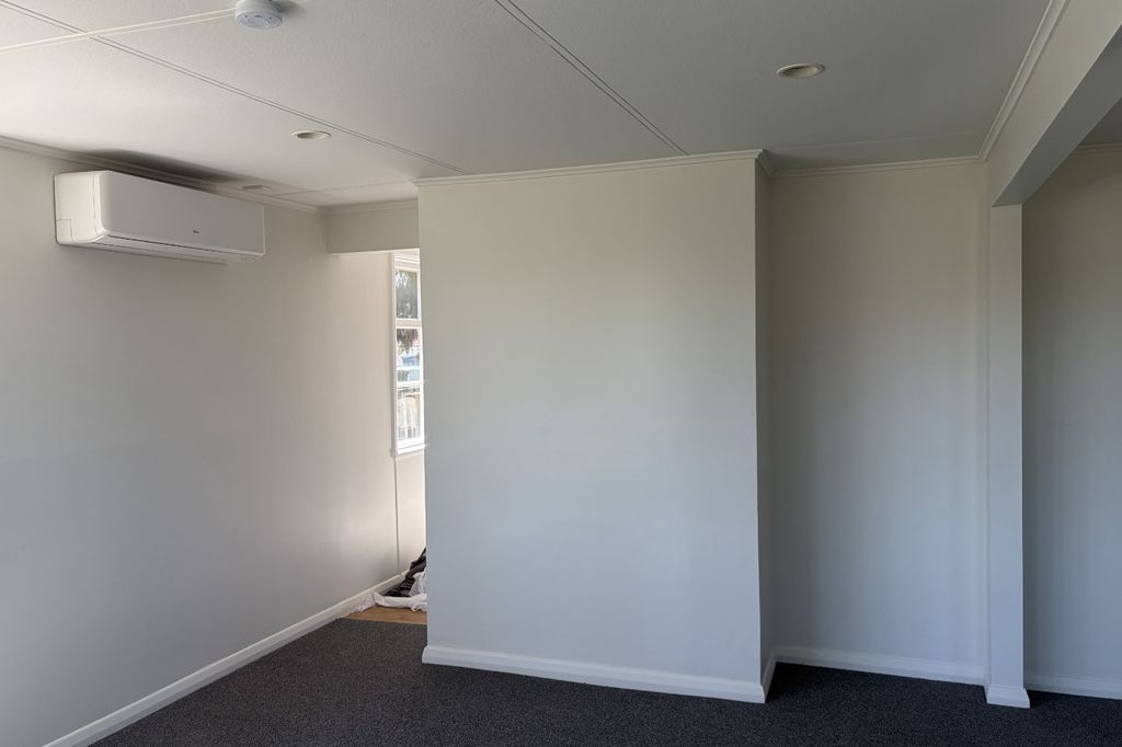 Freshly Updated 3 Bedroom Home - Close to Waikato Hospital! 5