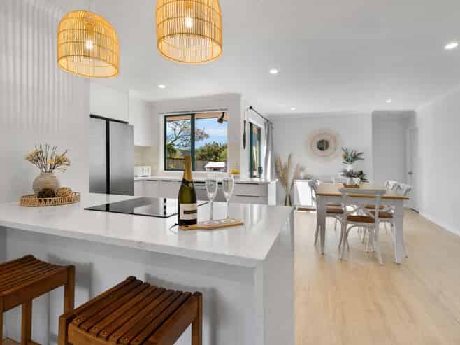 67 Cabeleigh Drive, Helensville