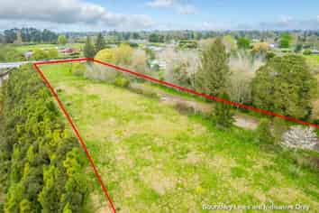 ACREAGE ON THE CITY'S DOORSTEP