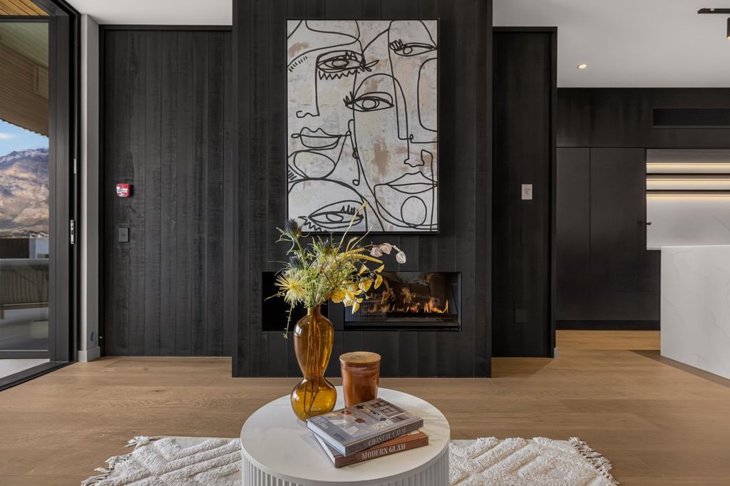 Welcome home to McKinlay Lane 4
