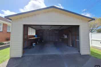 73 Naenae Road, Naenae